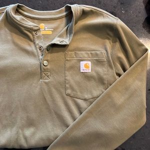 Carhartt snap closure long sleeved Henley